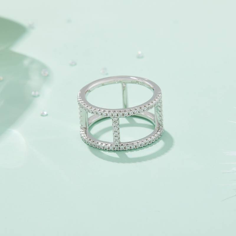 I-shaped guard ring S925 silver plated platinum, moissanite diamond, and cherry stone